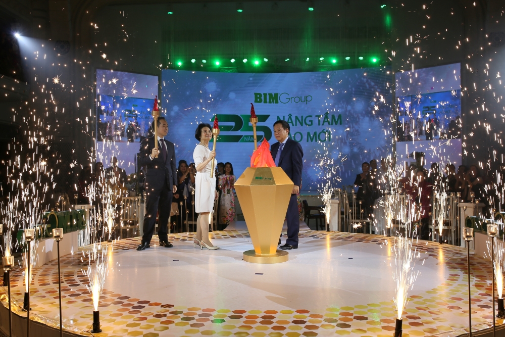 Year end party 2018 - Nâng tầm cao mới !